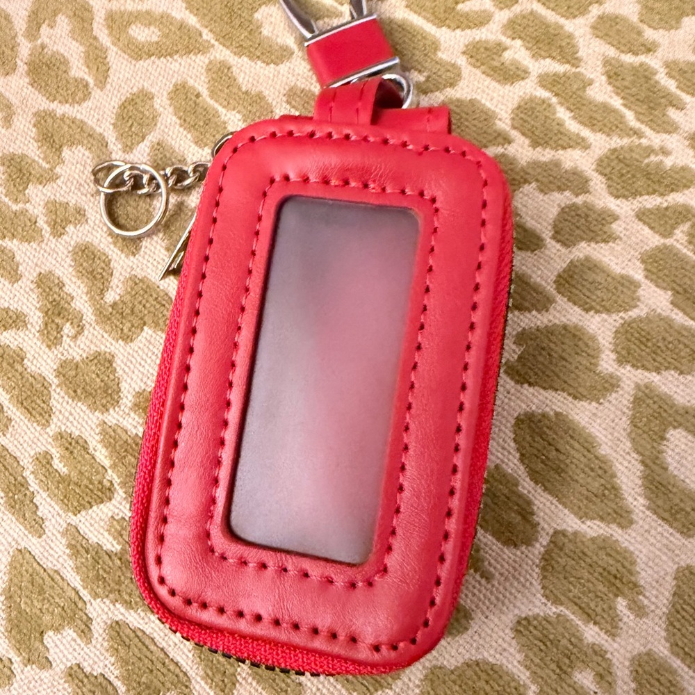 Red Keychain Wallet - Picture 2 of 8